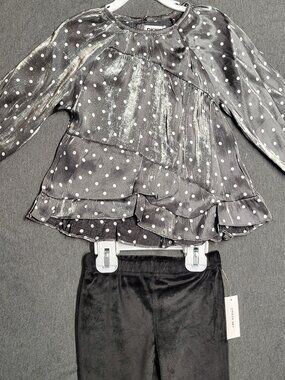 Toddler girl pant set, DKNY, size 4t, gray and black, new with tags